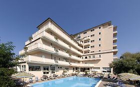Hotel Man